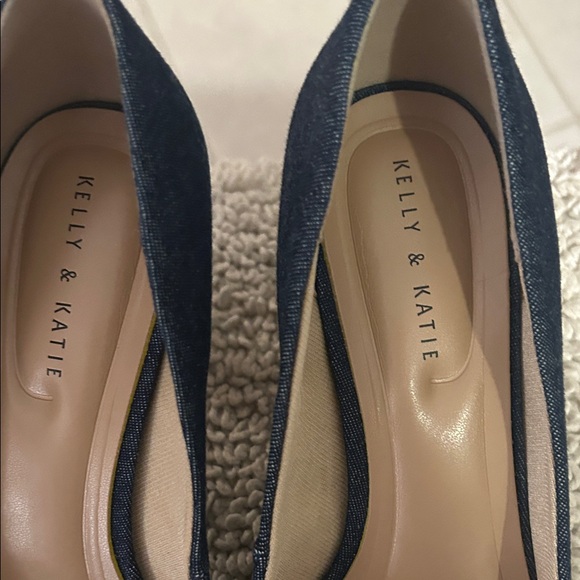 Kelly & Katie Blue Denim Heels worn once Sz 7.5 - Picture 2 of 10